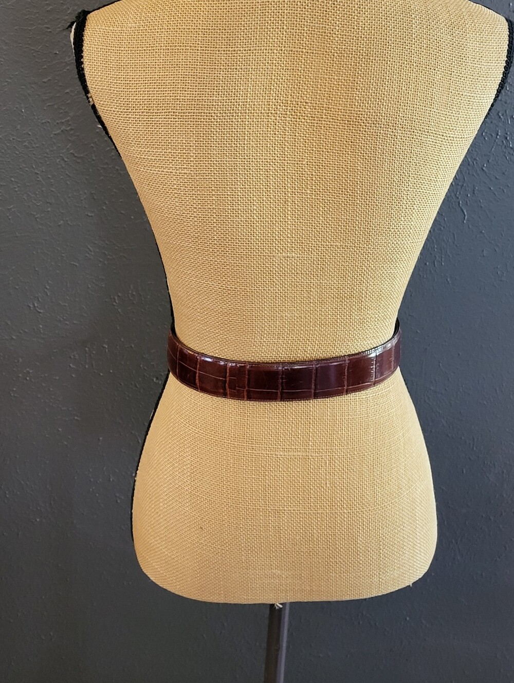 Brighton 39917 Brown Alligator Embossed Leather Belt Silvertone Buckle Small - Picture 4 of 13